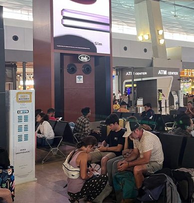 rental power bank case Airport